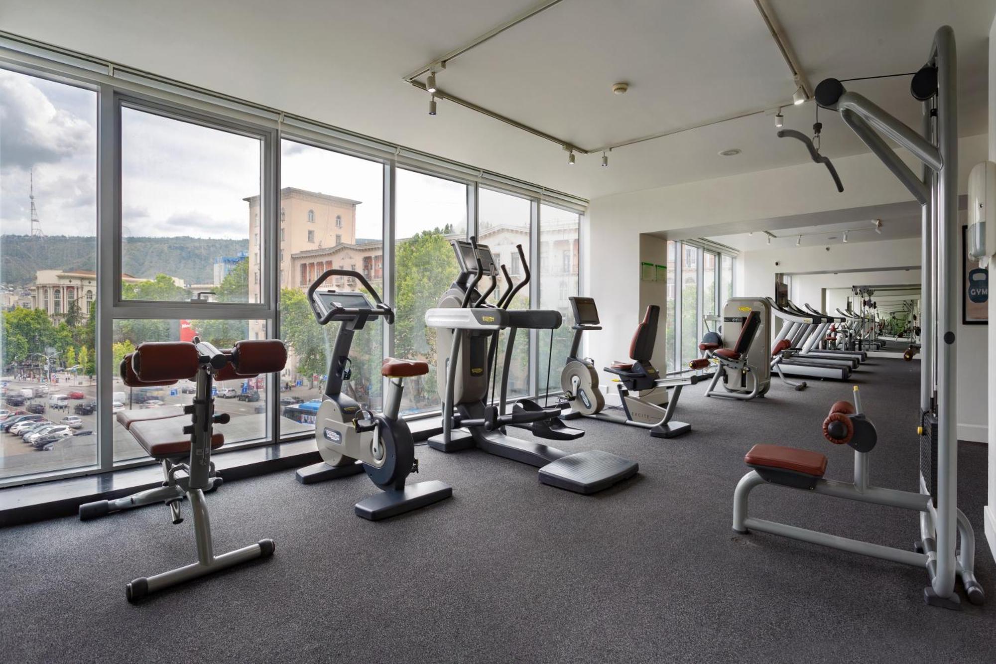 Holiday Inn - Tbilisi By Ihg Exterior photo