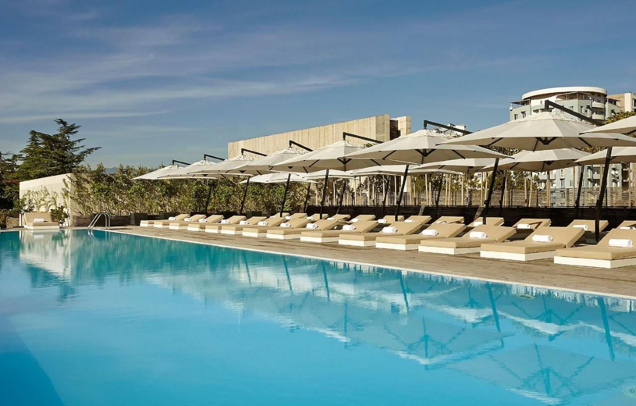 Holiday Inn - Tbilisi By Ihg Exterior photo
